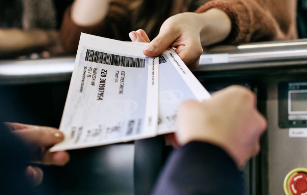 Как поменять билет в авиакомпании ЮТэйр